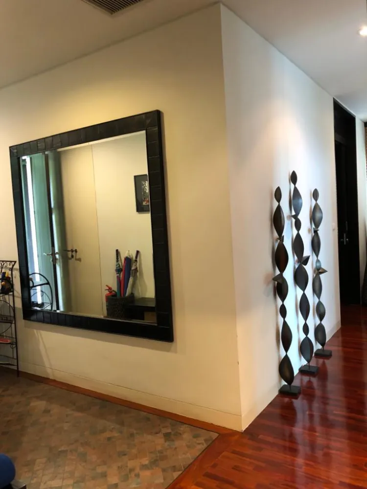 Property image - full photo 6