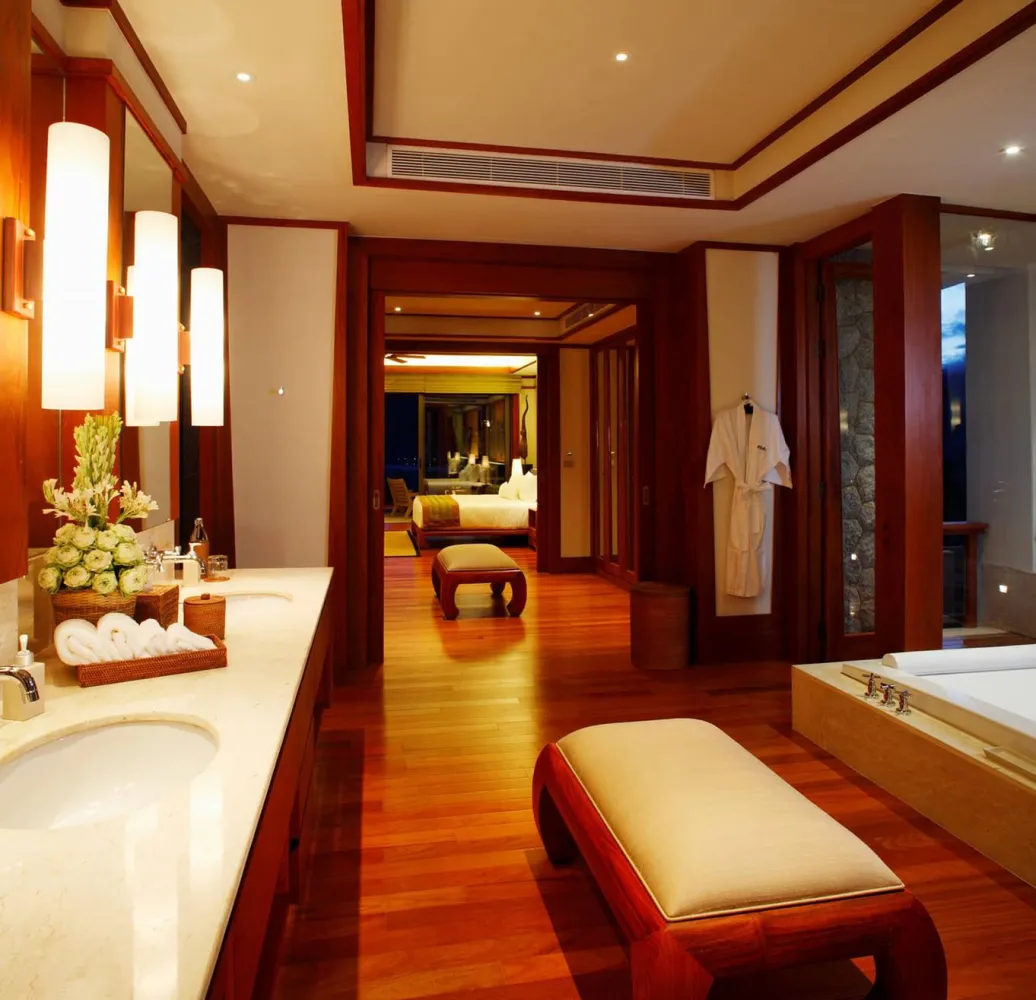 Property image - full photo 15