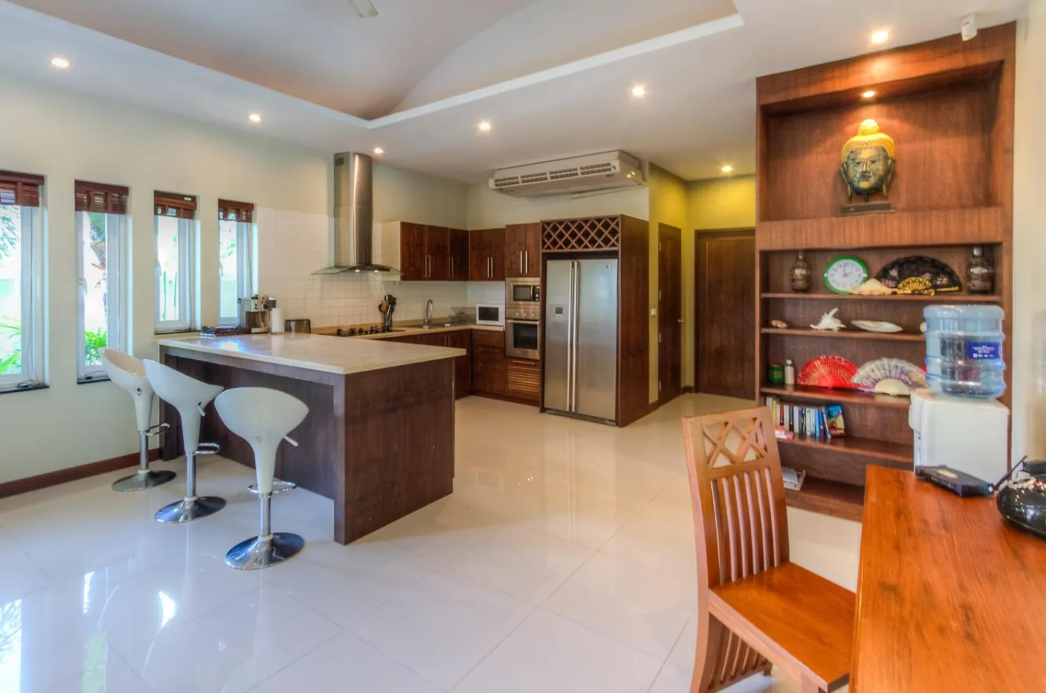 Property image - full photo 11