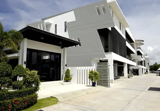 Property image - full photo 9