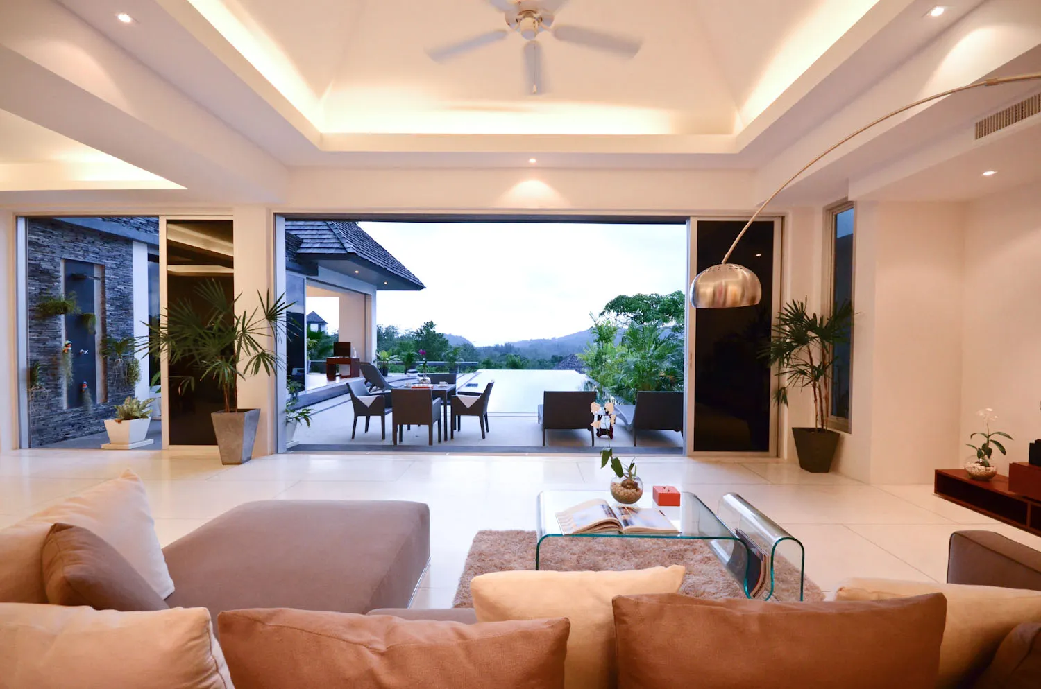 Property image - full photo 6