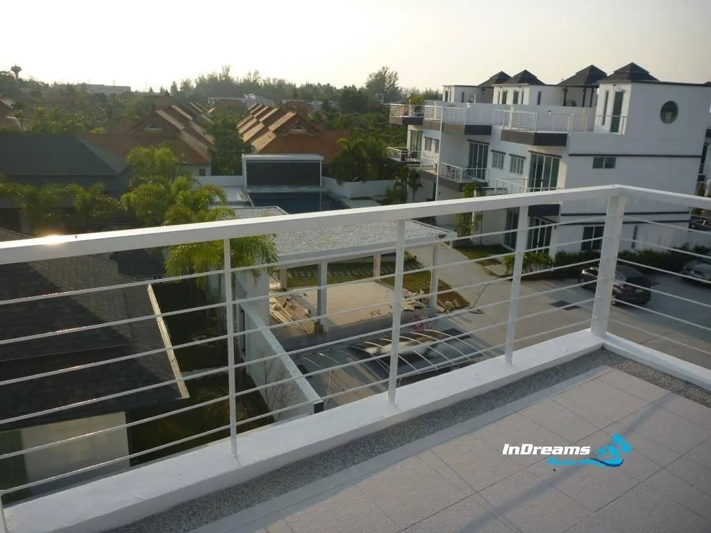 Property image - full photo 7