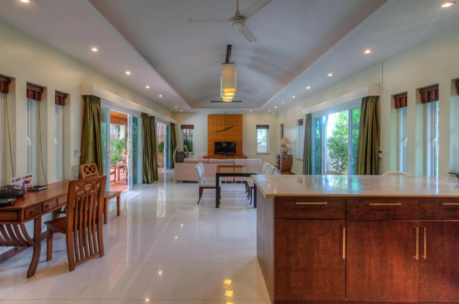 Property image - full photo 14