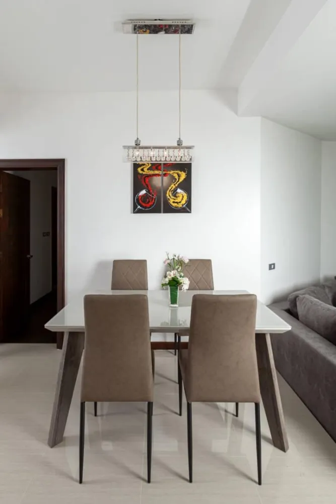 Property image - full photo 11