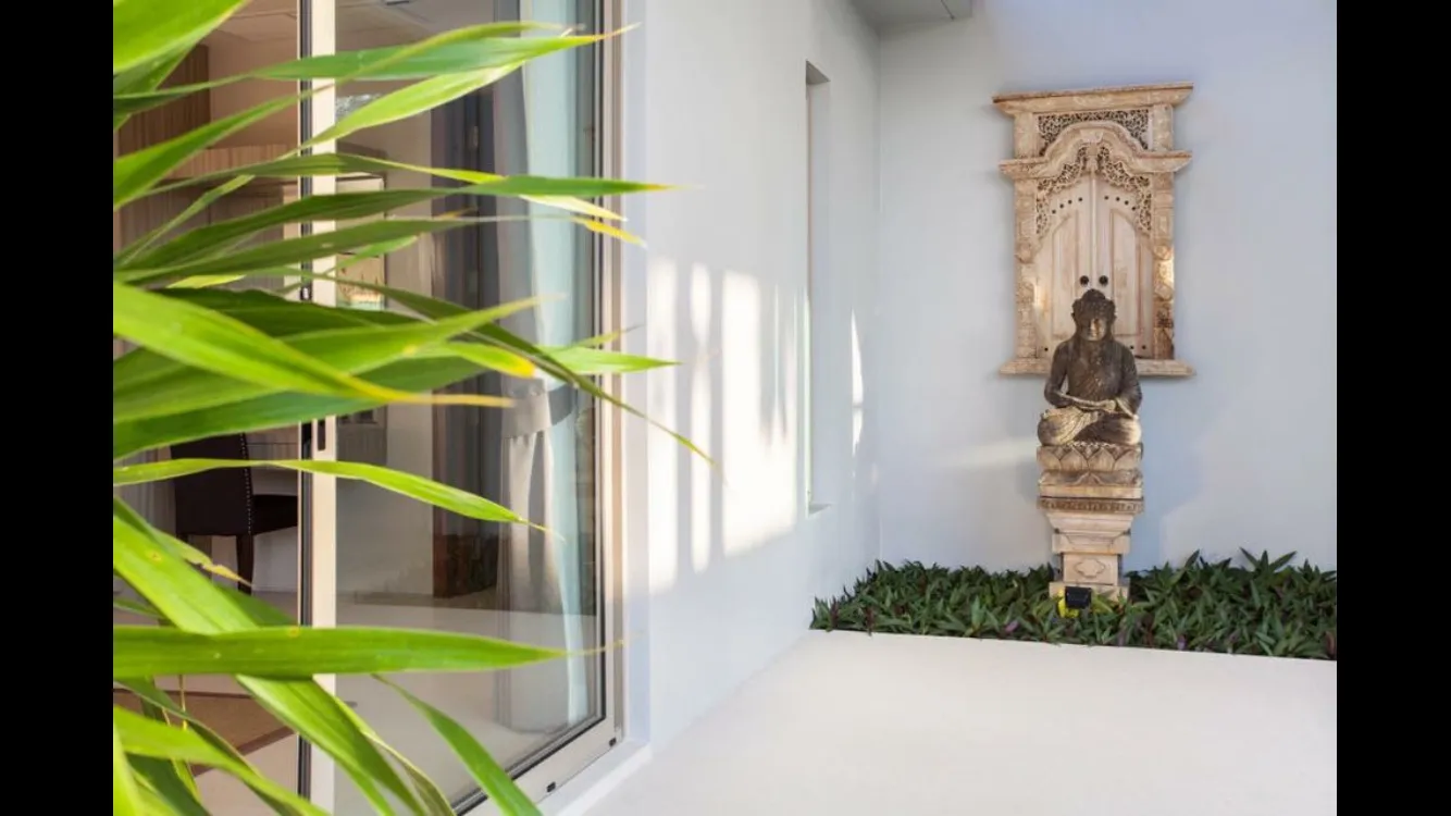 Property image - full photo 21