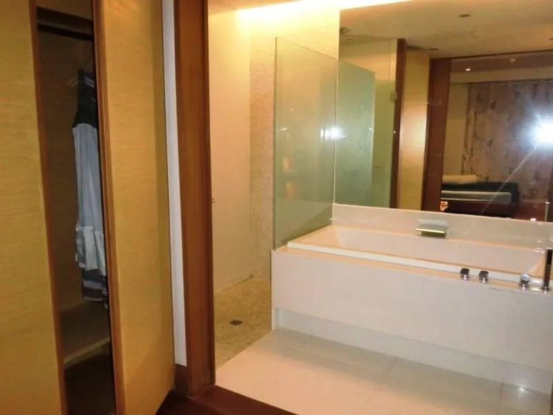 Property image - full photo 12