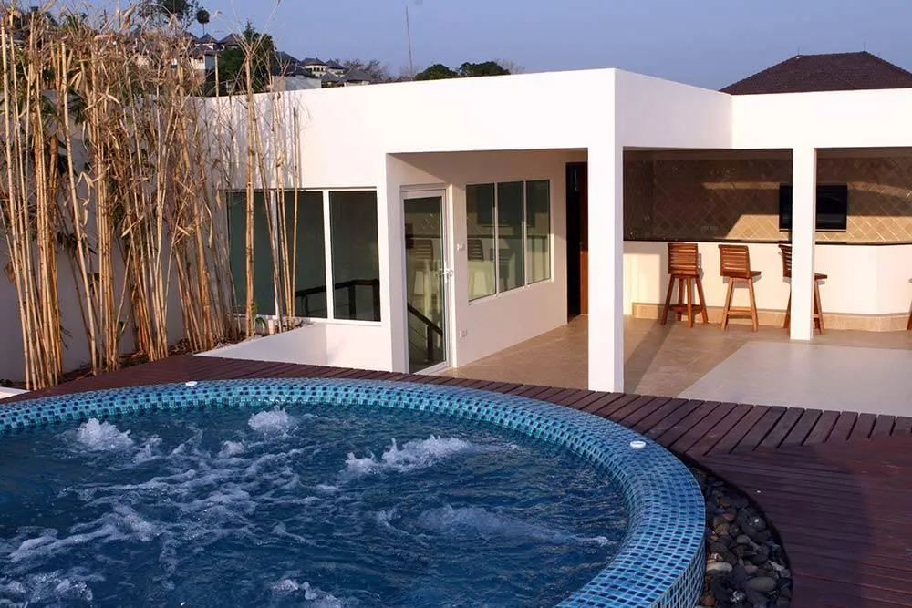 Property image - full photo 18