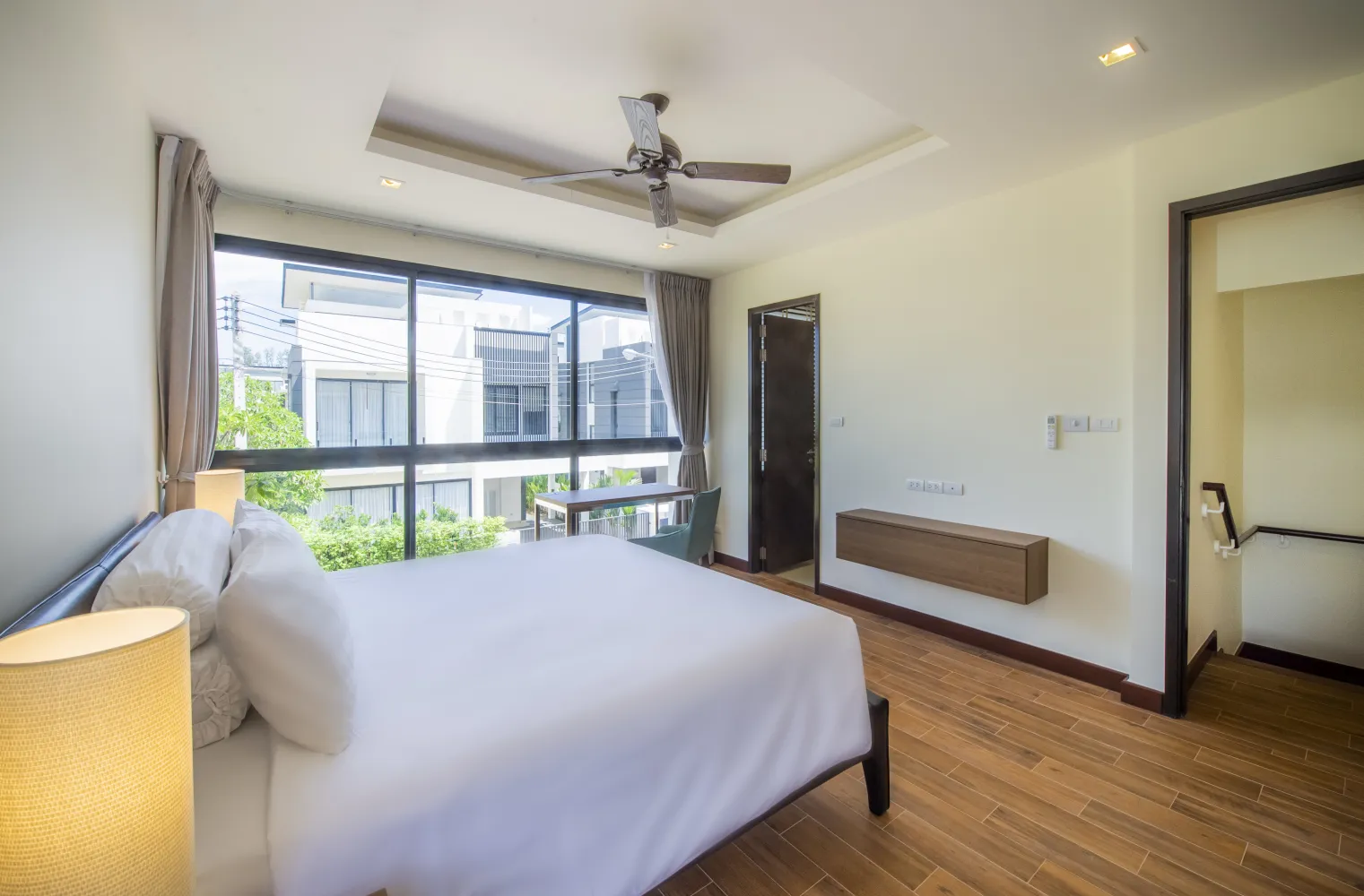 Property image - full photo 15