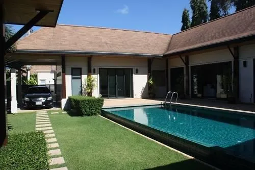 Property image - full photo 1