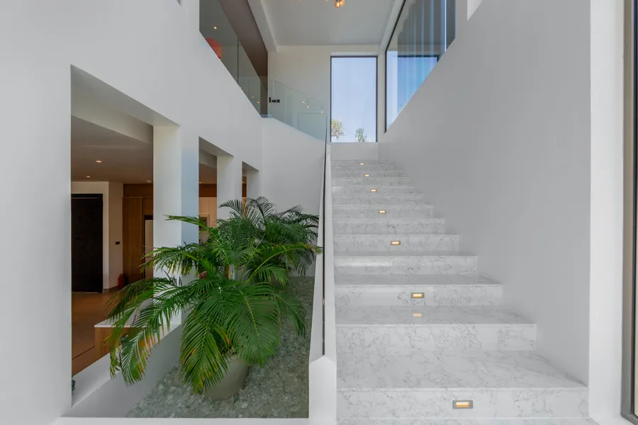 Property image - full photo 37