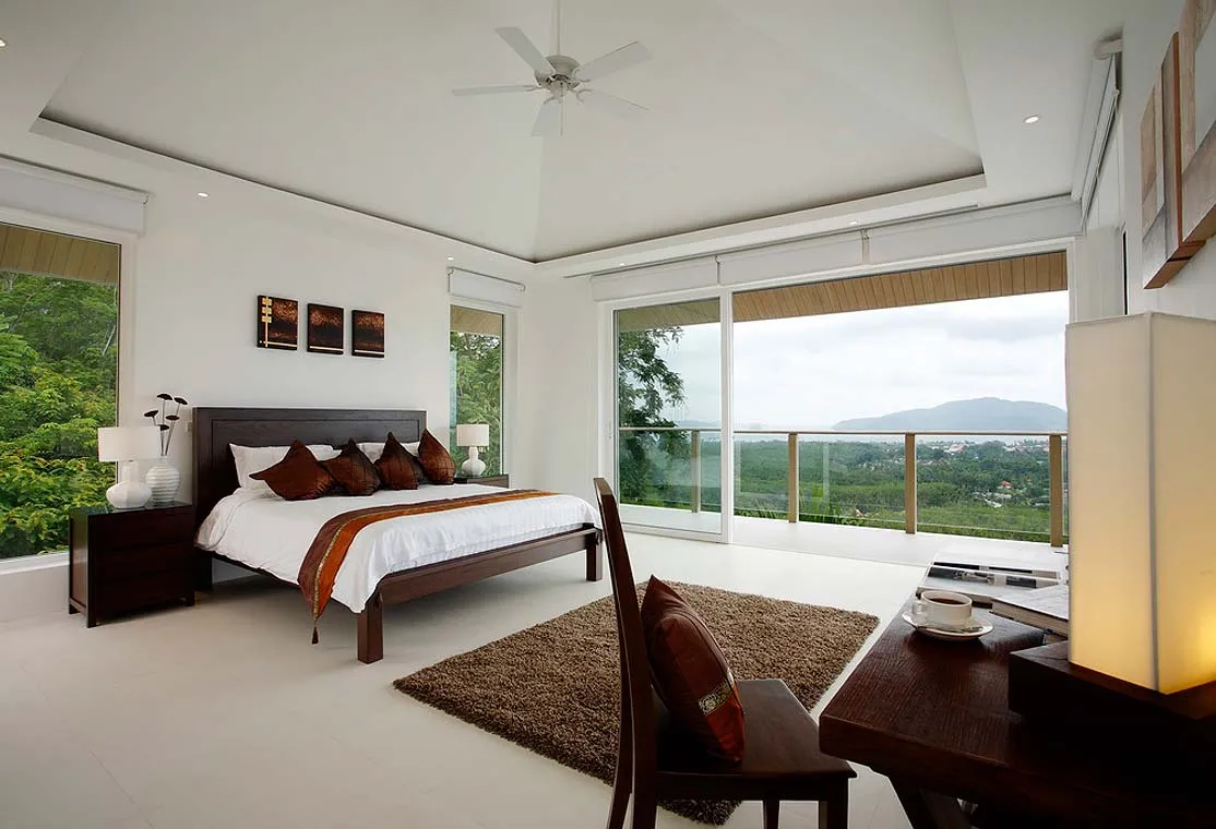Property image - full photo 8