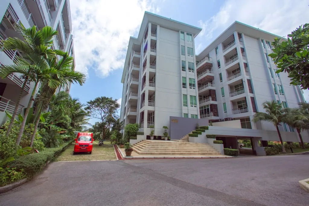 Property image - full photo 3