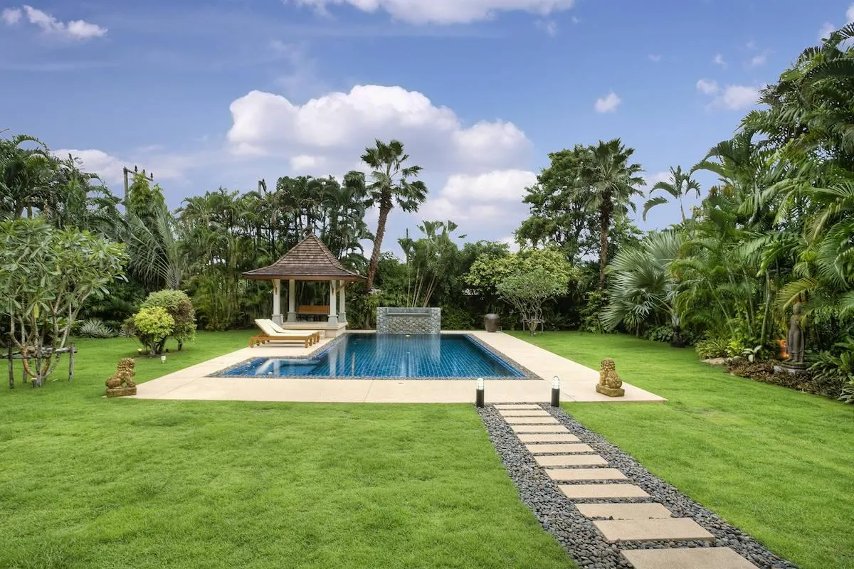 Property image - full photo 13