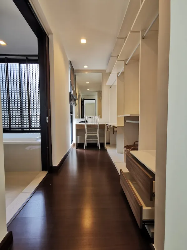 Property image - full photo 11