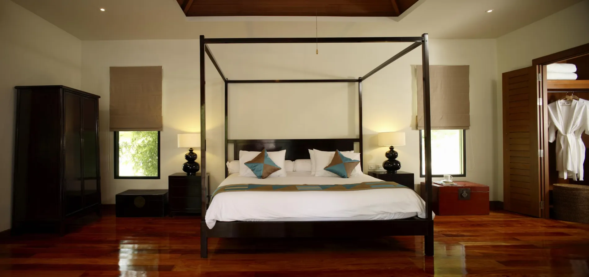 Property image - full photo 57