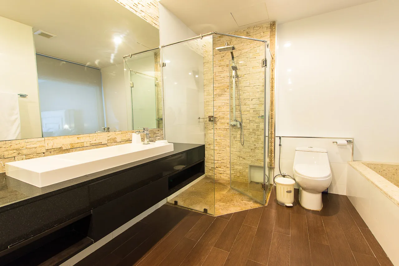 Property image - full photo 21
