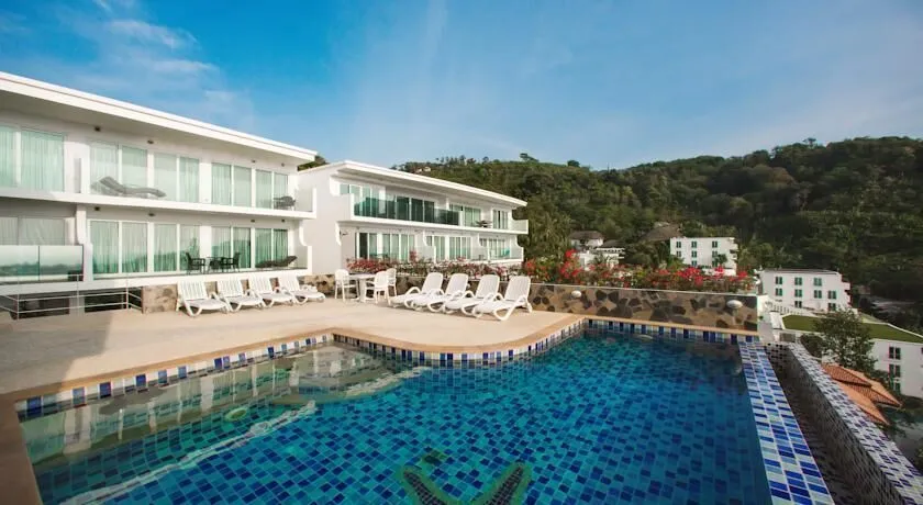 Property image - full photo 4