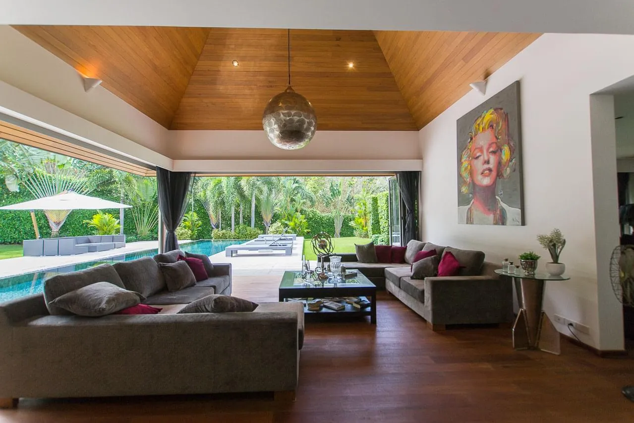 Property image - full photo 17