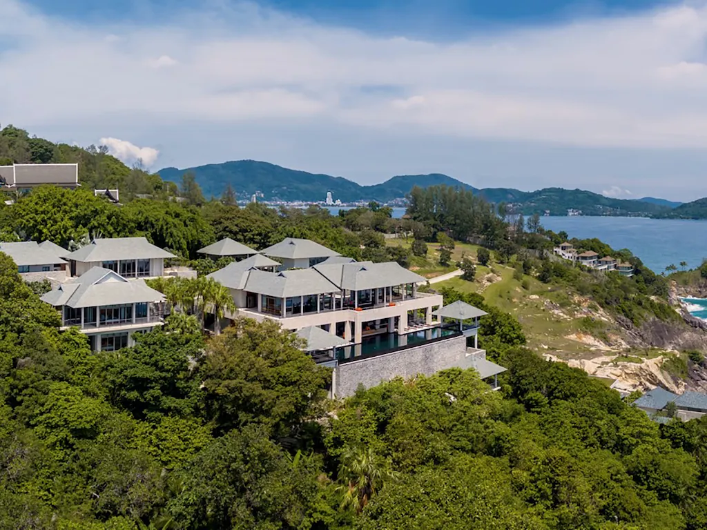 Property image - full photo 3