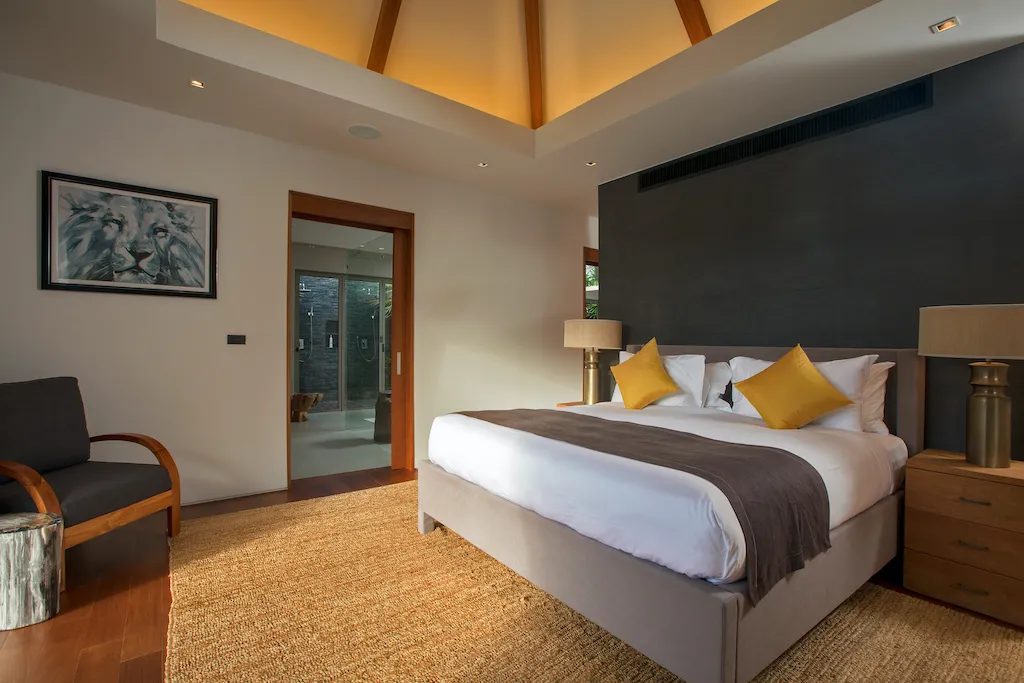 Property image - full photo 10