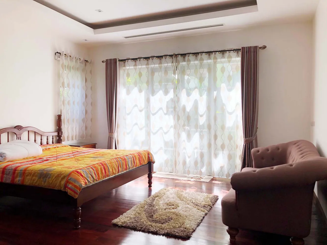 Property image - full photo 8