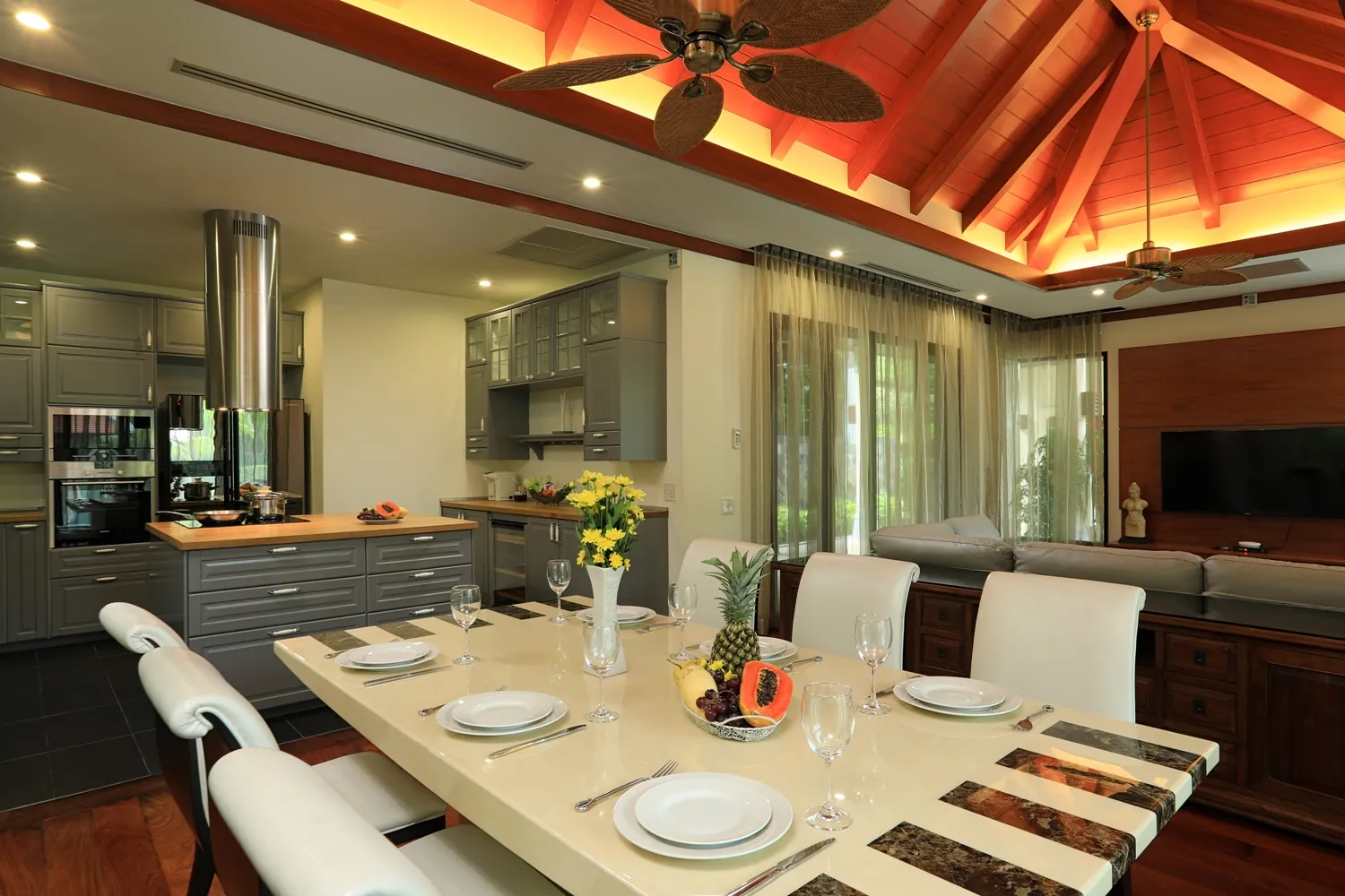 Property image - full photo 12