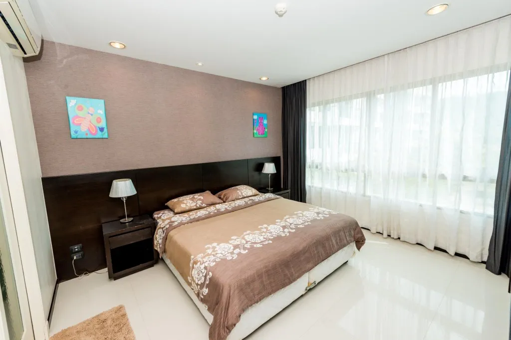 Property image - full photo 18