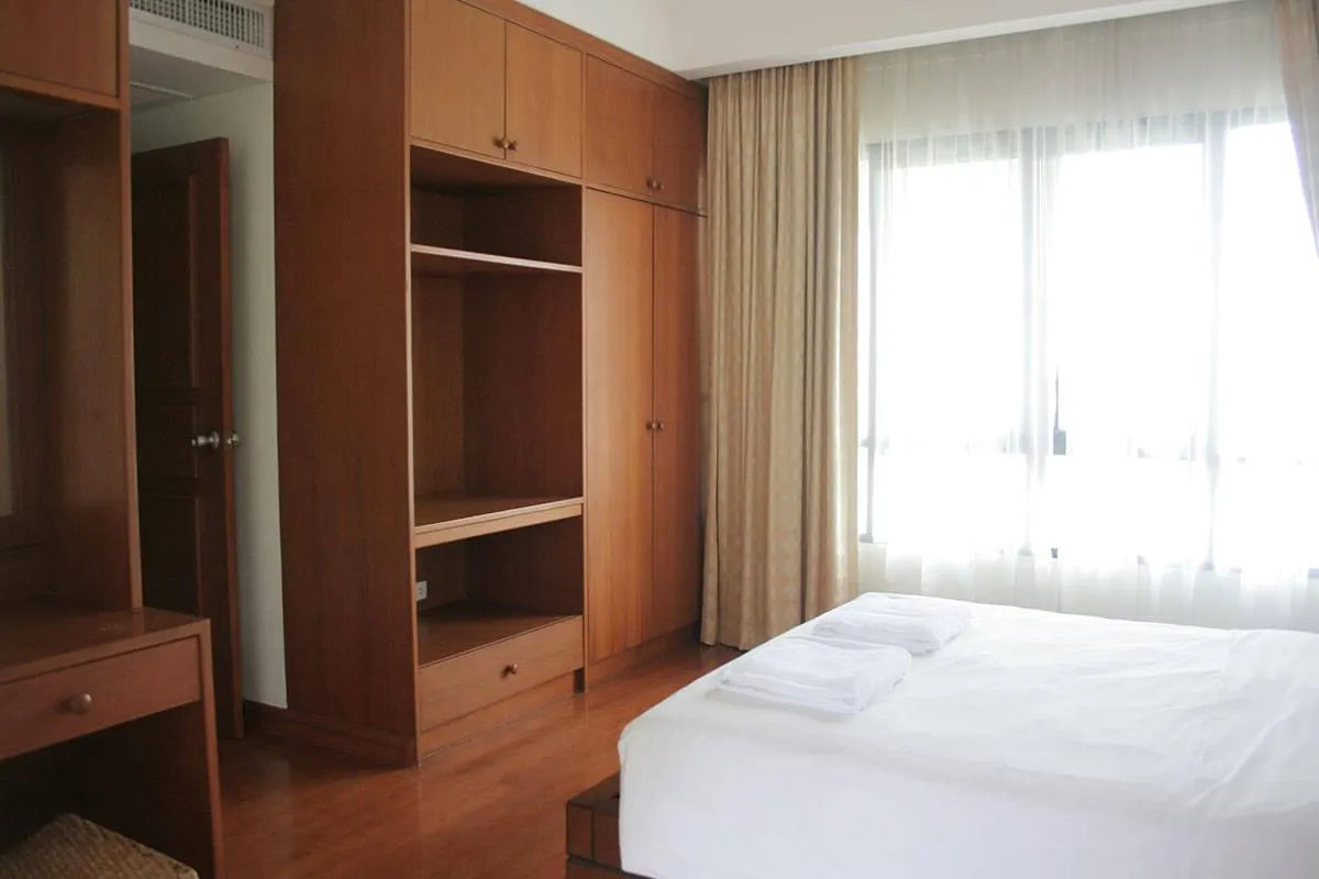 Property image - full photo 14