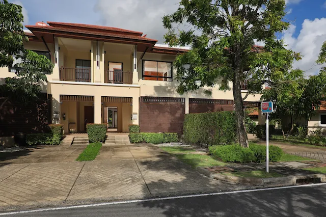 Property image - full photo 23