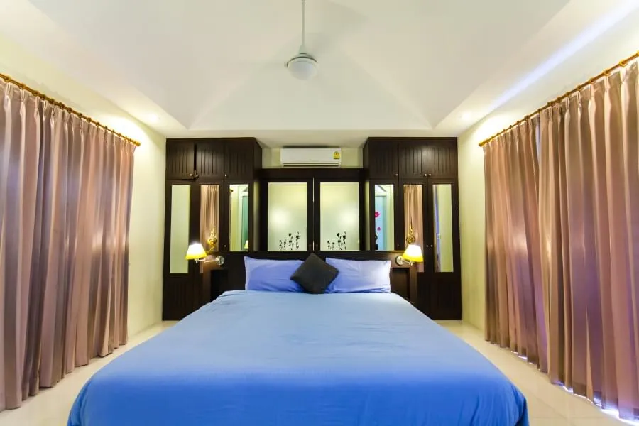 Property image - full photo 23