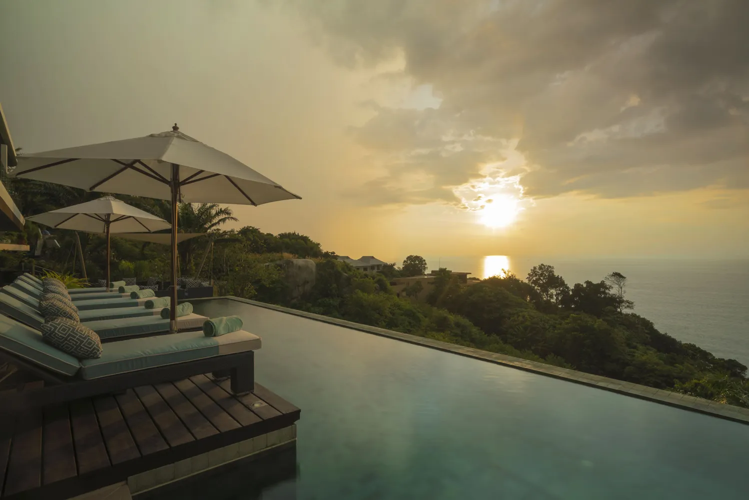 Property image - full photo 17