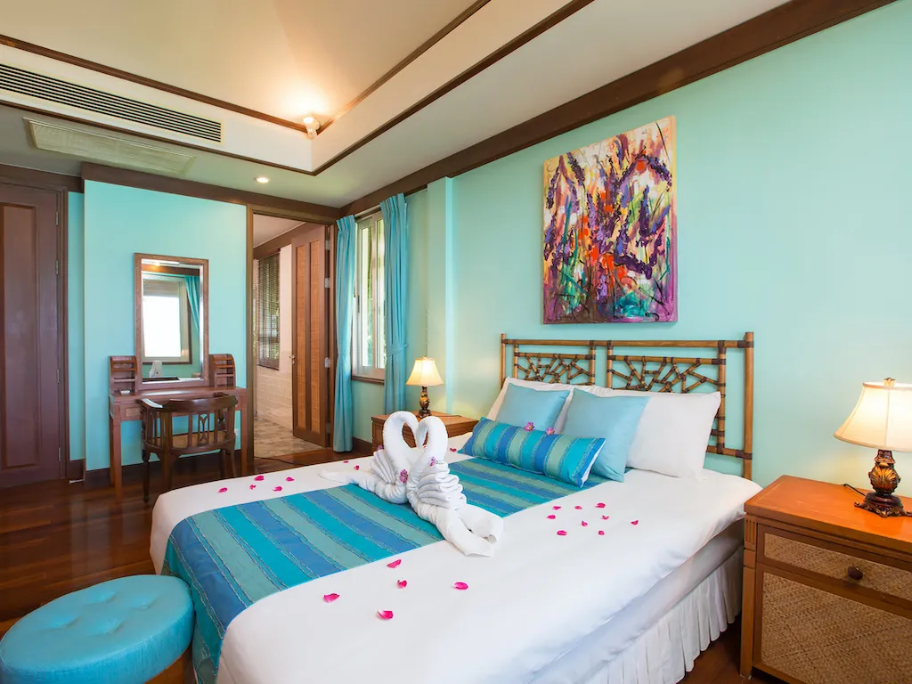 Property image - full photo 11
