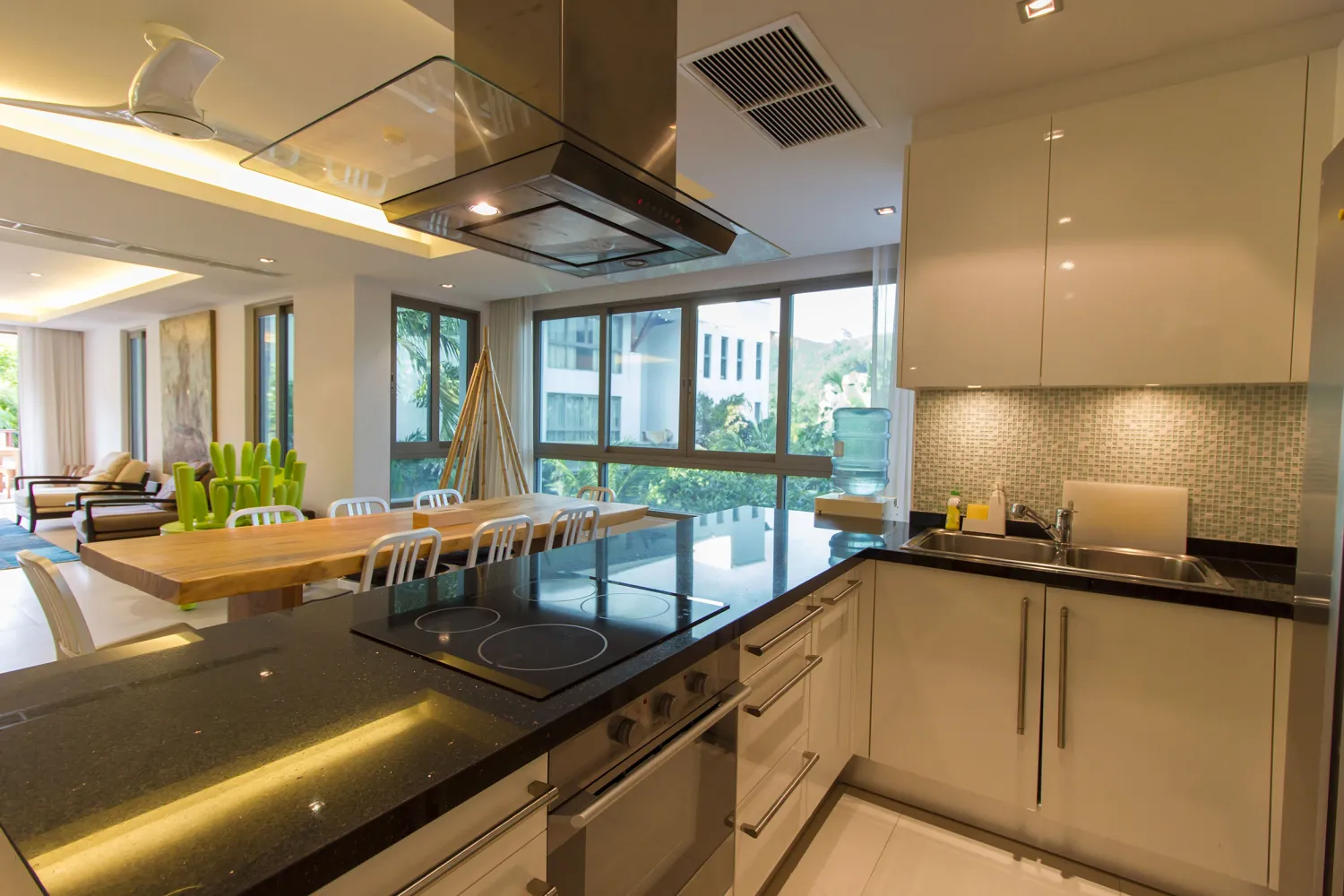 Property image - full photo 15