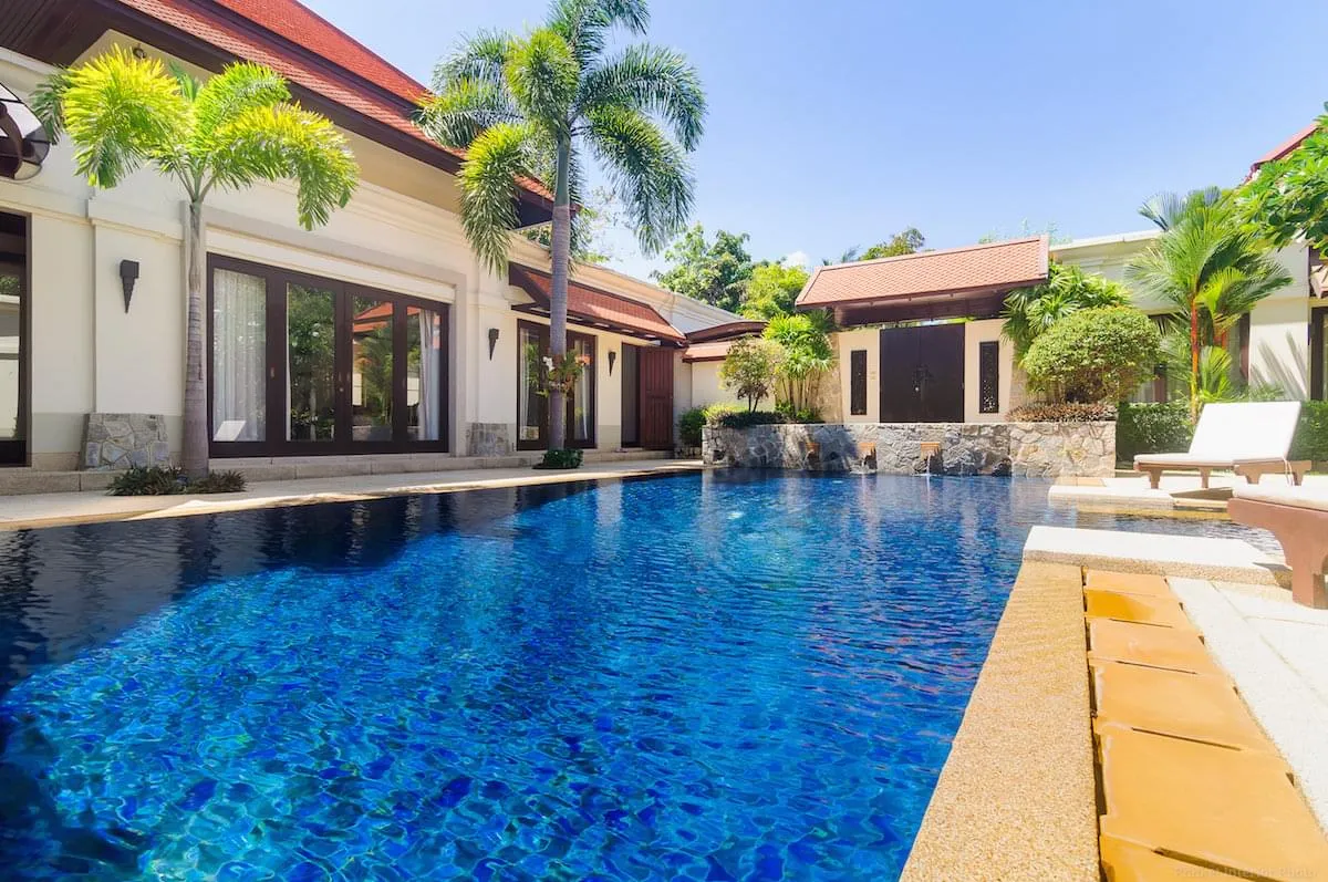 Property image - full photo 4