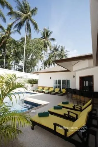 Property image - full photo 3