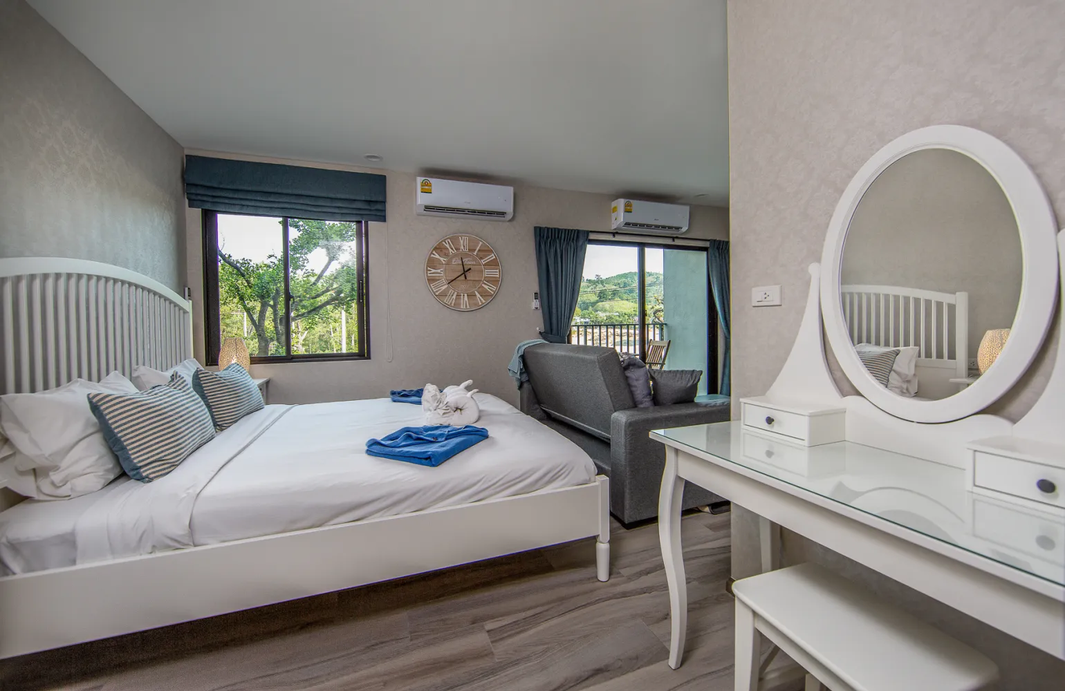 Property image - full photo 7