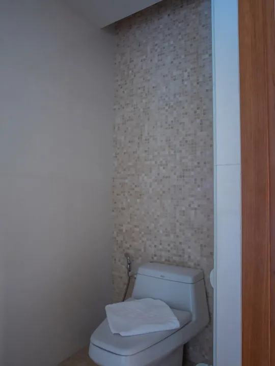 Property image - full photo 33
