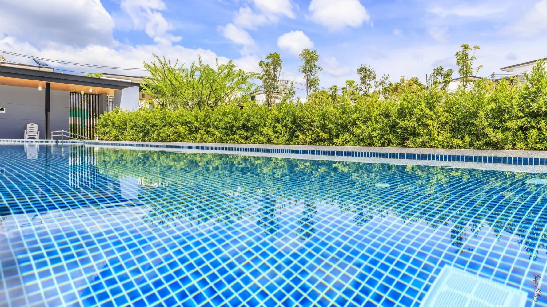 Property image - full photo 41