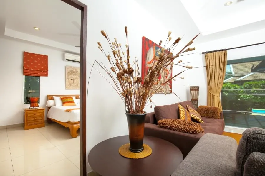 Property image - full photo 10