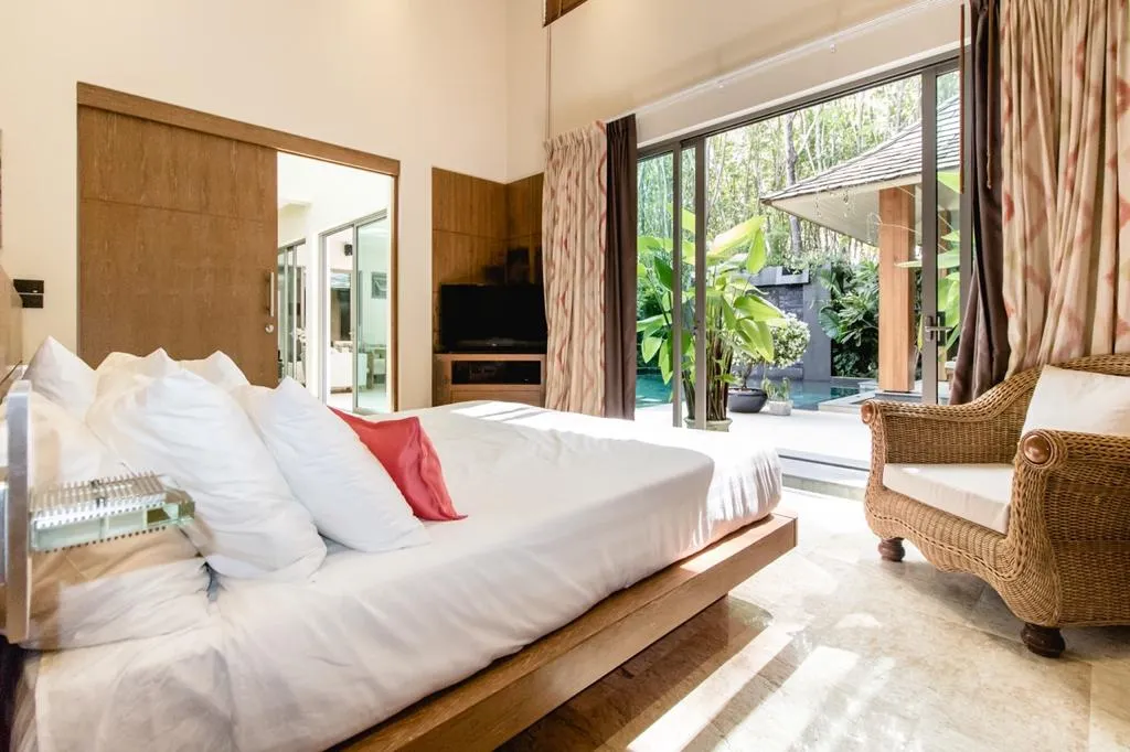Property image - full photo 5