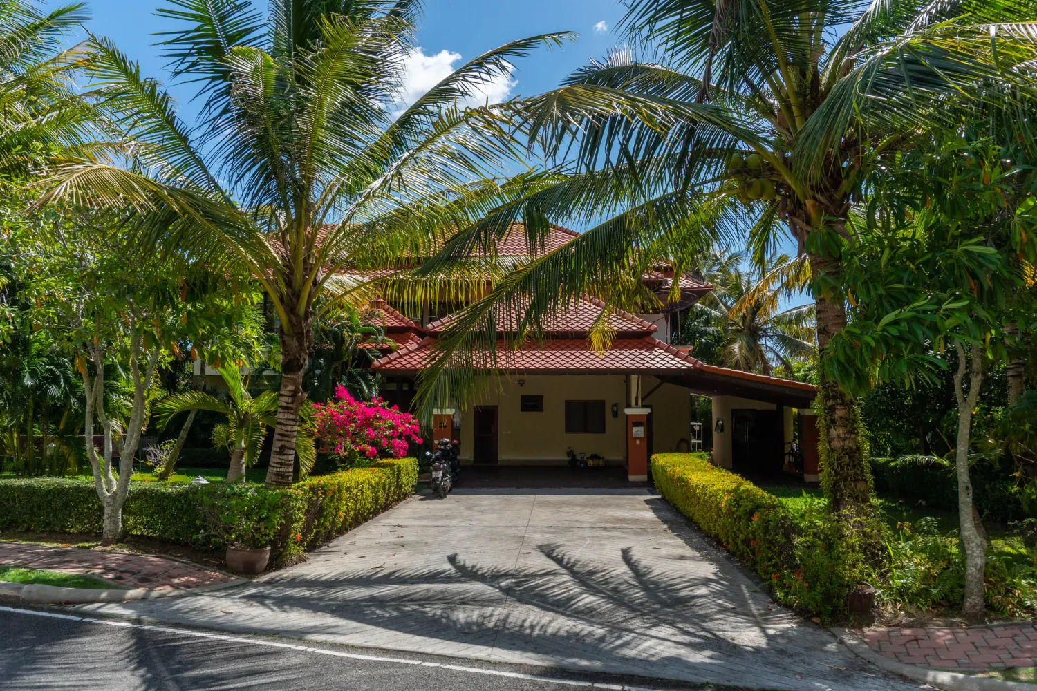 Property image - full photo 12