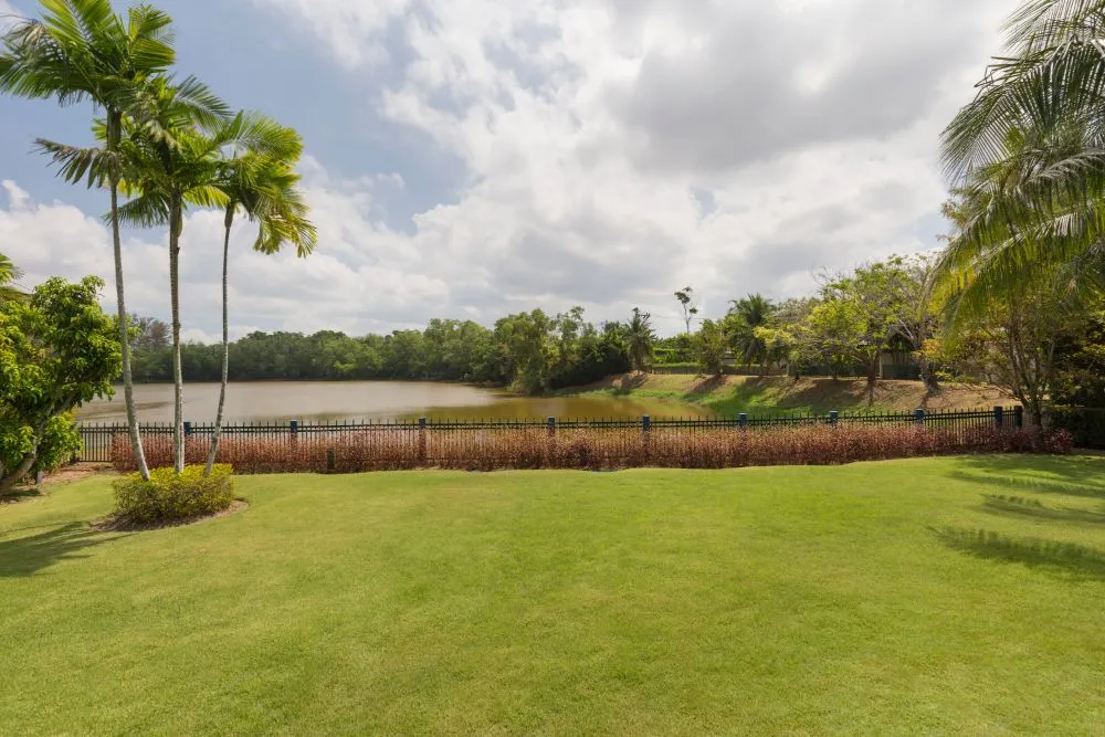 Property image - full photo 27