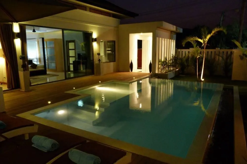 Property image - full photo 5