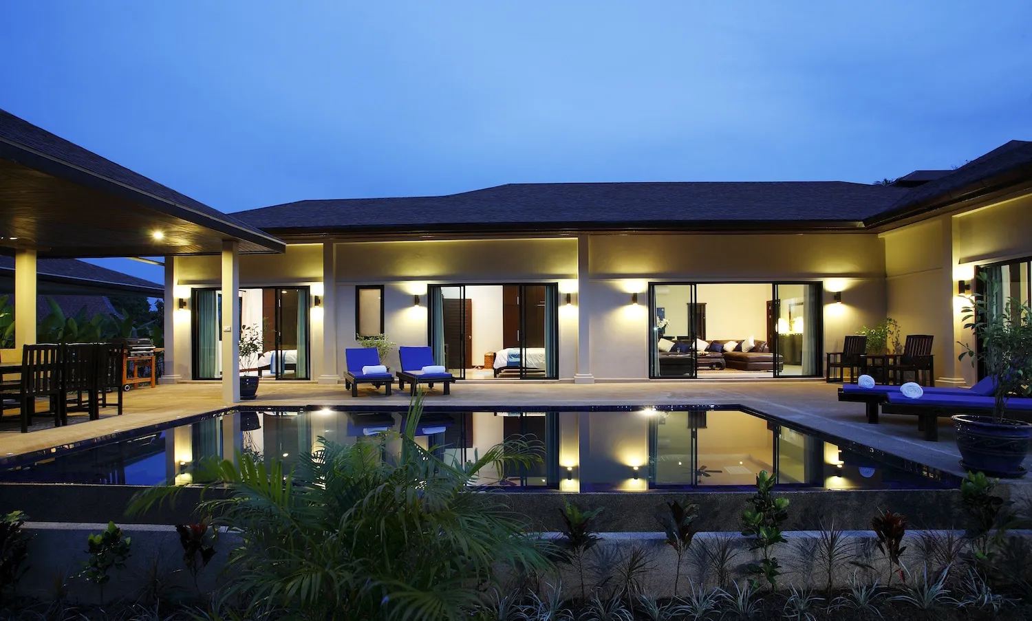 Property image - full photo 4
