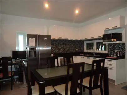 Property image - full photo 9