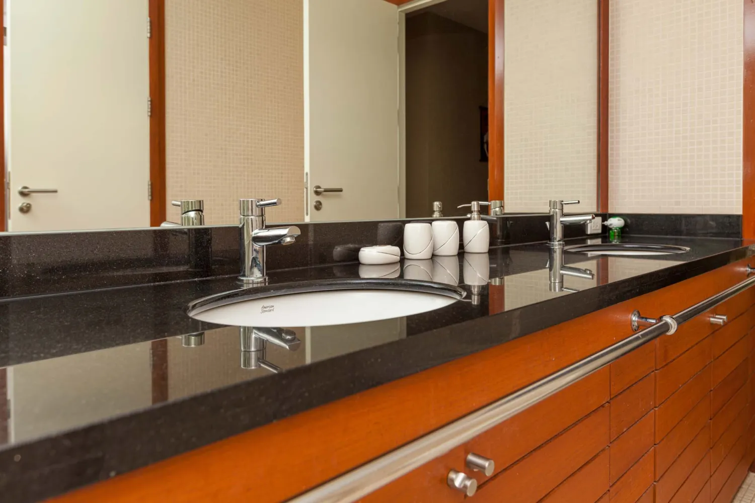 Property image - full photo 30