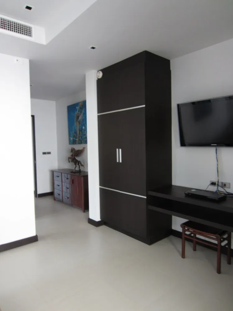 Property image - full photo 9