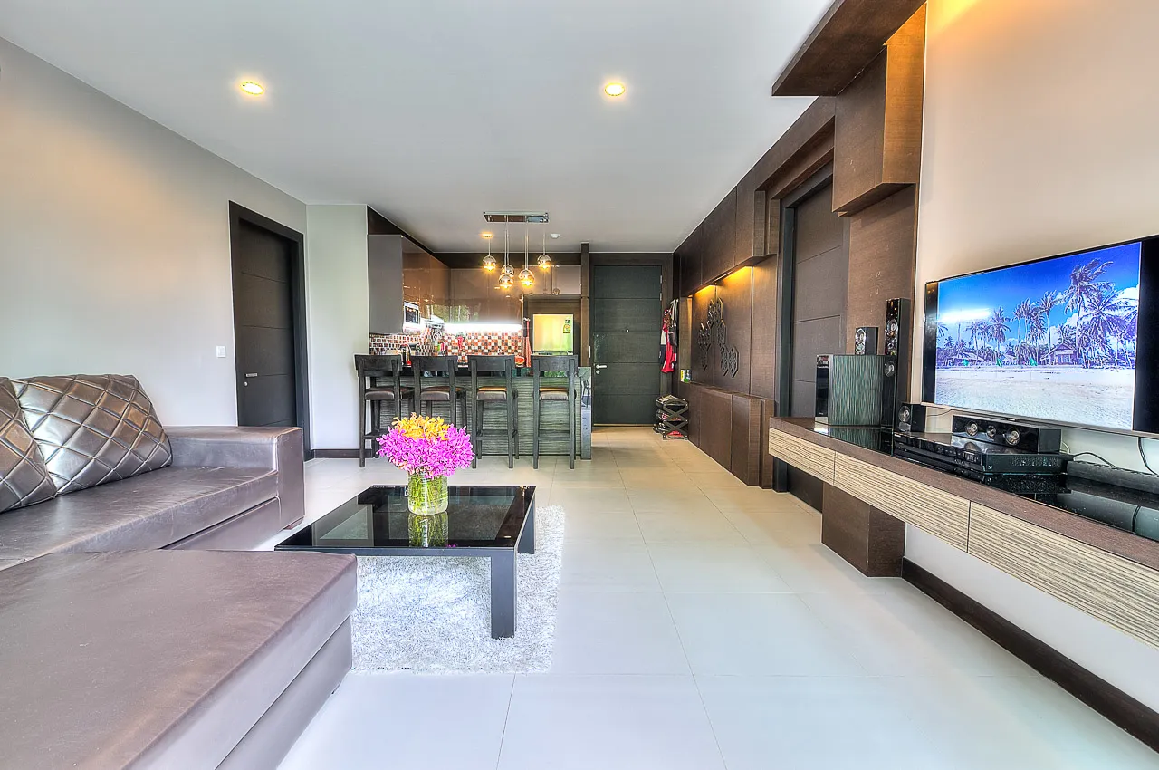 Property image - full photo 3