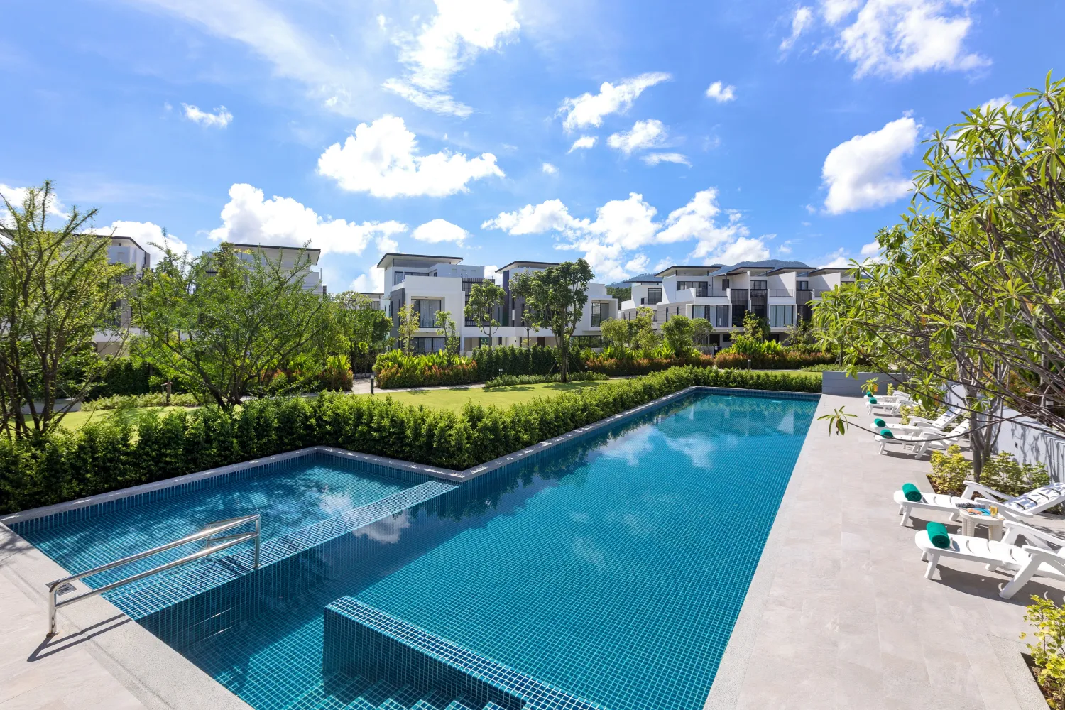 Property image - full photo 38