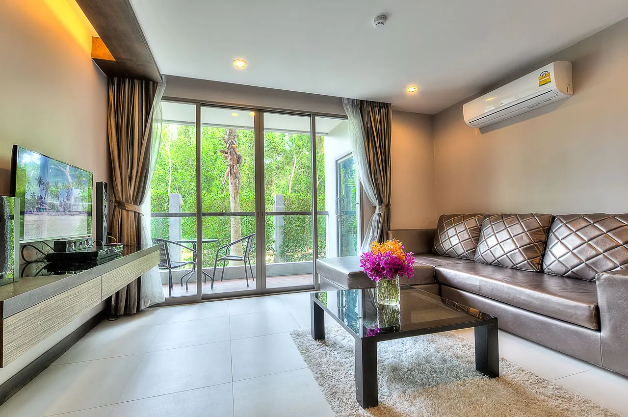 Property image - full photo 4